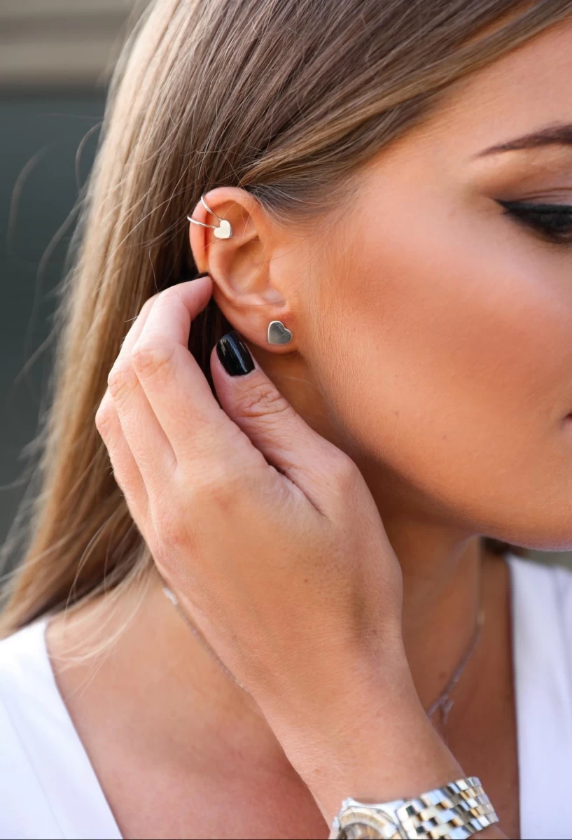 Cuff pentru ureche din argint cu inimă