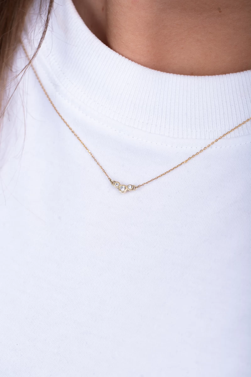 Colier din argint cu arc cu zirconiu cubic și piatră semiprețioasă