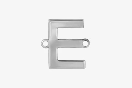 Litera E
