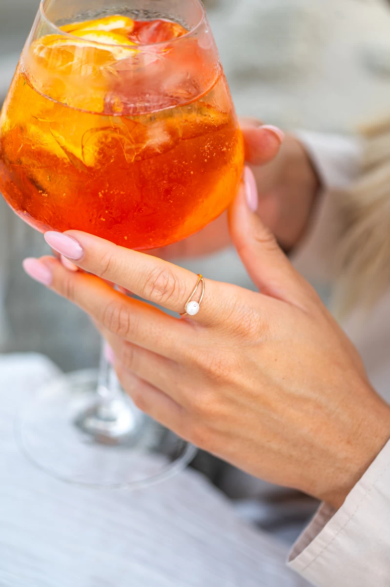 Inel din aur roz 14K cu perlă albă de apă dulce