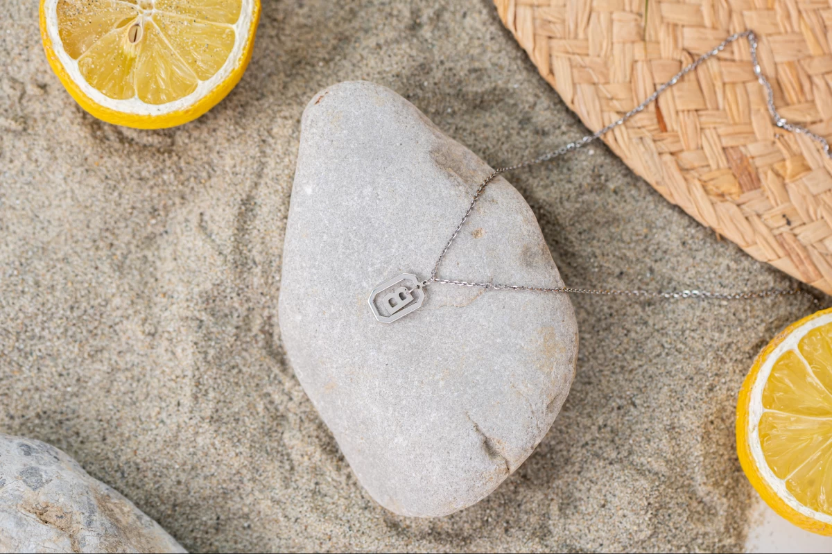 ZILIA Letter Lock Aur 14K Colier