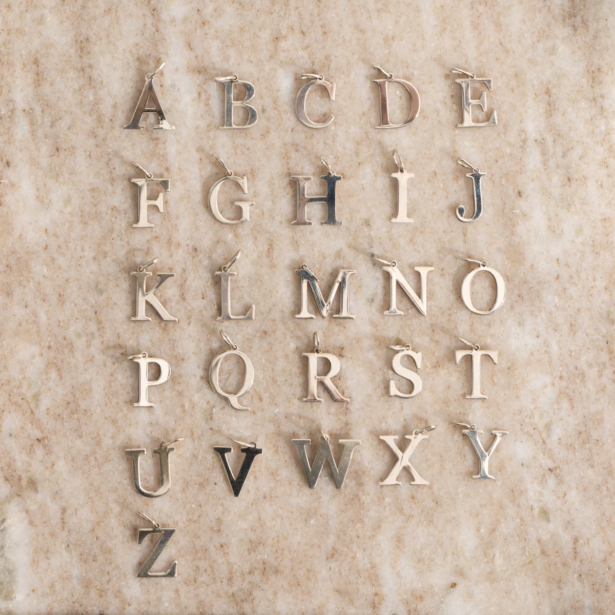 ZILIA Letter Georgia Aur 14K Colier